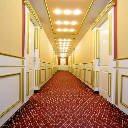 Hotel City Rai 2*