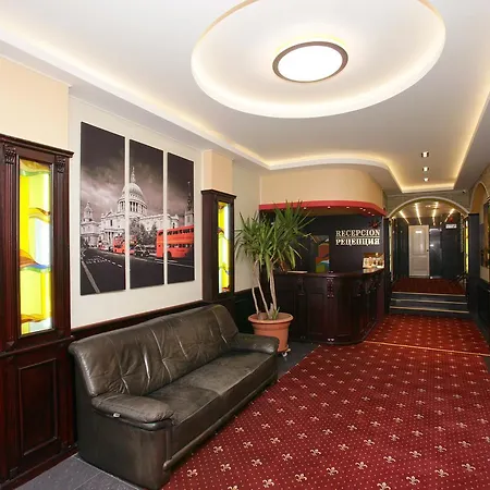 Hotel City Rai 2*